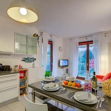 Appartement Lenni Swimming Pool And - Happy *