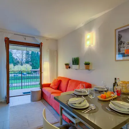 Lenni Swimming Pool And - Happy Apartment Leggiuno