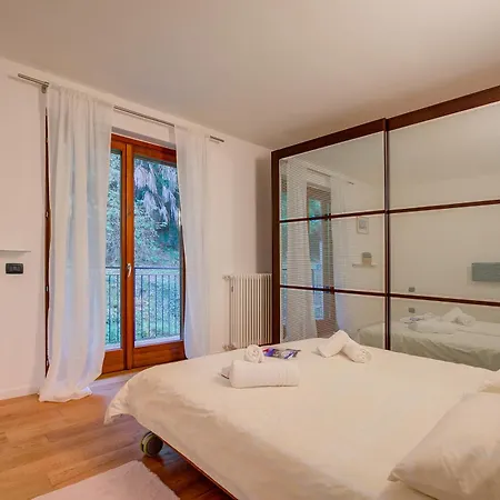 Appartement Lenni Swimming Pool And - Happy *