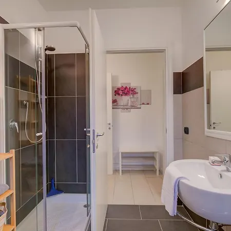 Appartamento Lenni Apart. Swimming Pool And Lake + Wifi - Happy Rentals