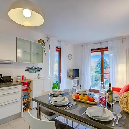 Appartamento Lenni Apart. Swimming Pool And Lake + Wifi - Happy Rentals Leggiuno