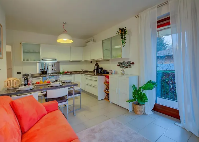 Apartament Lenni Swimming Pool And - Happy