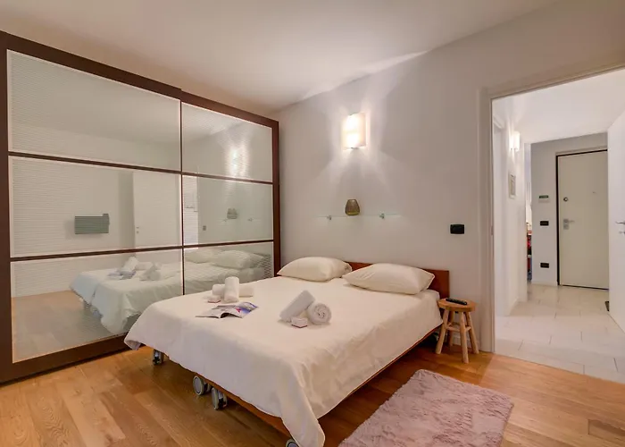 Apartament Lenni Swimming Pool And - Happy *